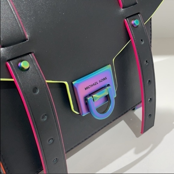 Michael Kors MK Manhattan neon contrast
trim black satchel bag crossbody - Picture 4 of 9